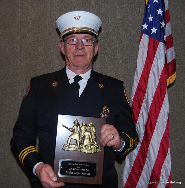 Maj. Rouser receives &quot;Staff Officer of the Year&quot;